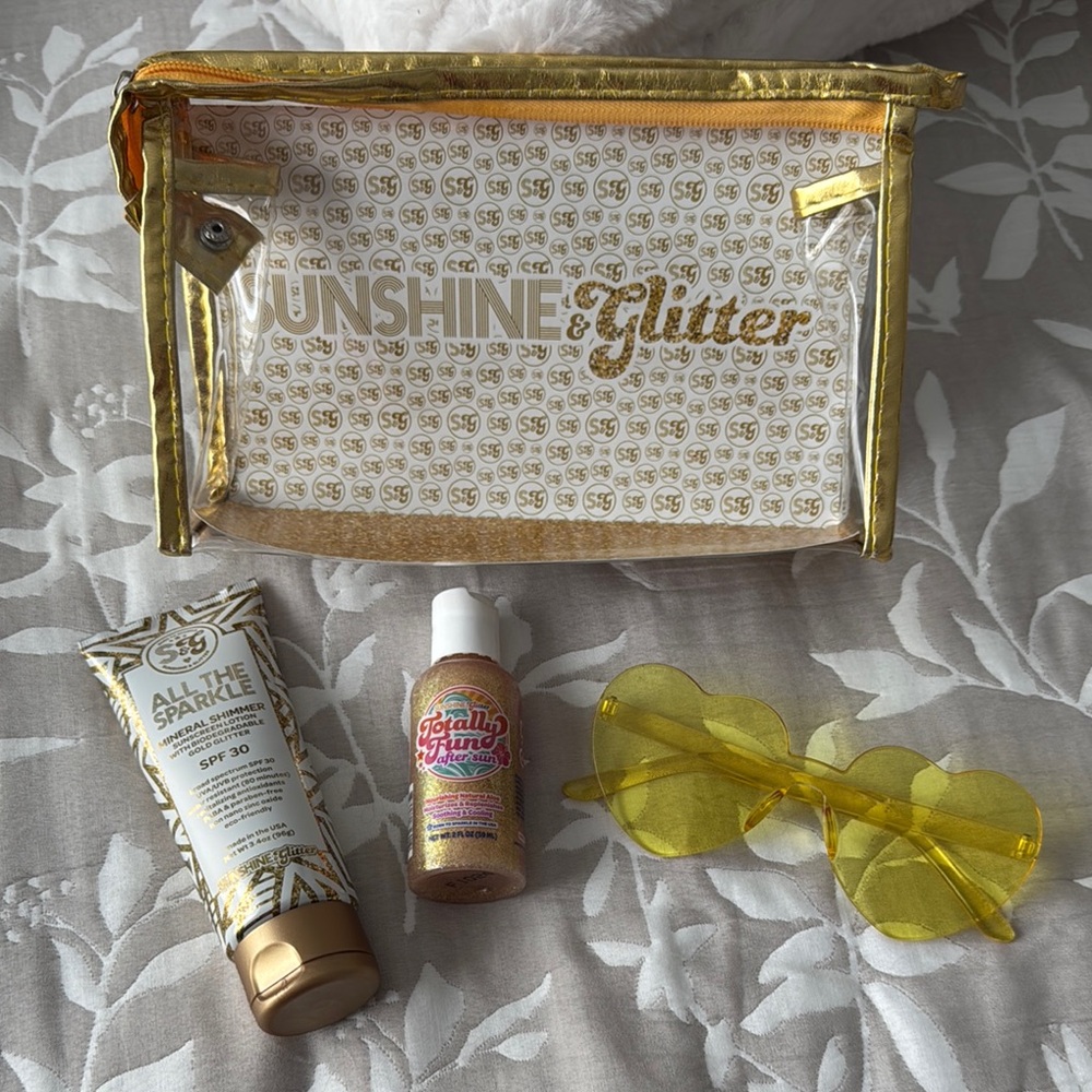 ALL THE SPARKLE - Mineral Shimmer with Biodegradable Glitter SPF 30